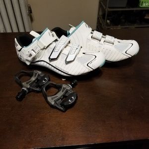 Womens Bontrager Cycling shoes with Shimano pedals